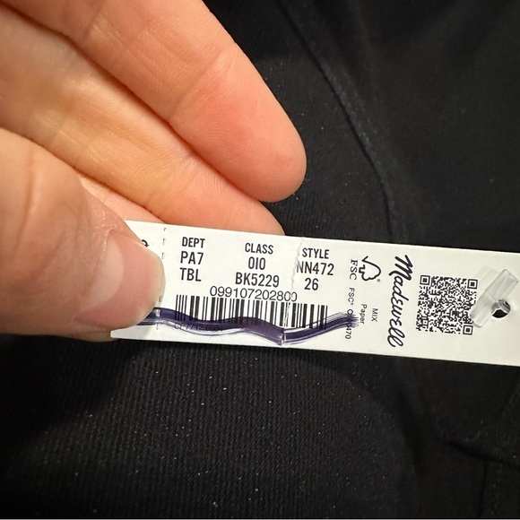 Madewell Kick Out Crop Jeans in True Black Wash: Coated Edition - Picture 7 of 8